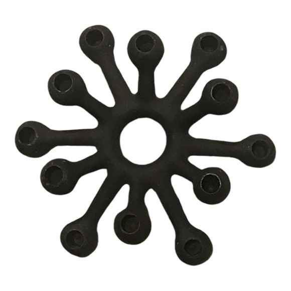 Vintage cast iron spider candlestick holder by Jens Quistgaard for Dansk Design - Picture 2 of 8